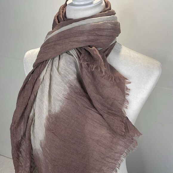 SCARF Ombré Rectangular with Eyelash trim - Picture 4 of 5